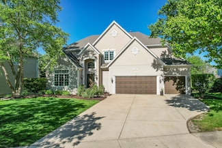 2411 Williamstown Ct, Naperville, IL 60564