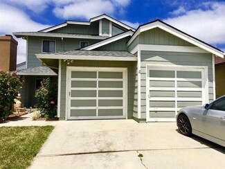 1573 Sepulveda Dr, Salinas, CA 93906