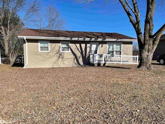 12 Pawnee Dr, Keokuk, IA 52632