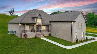 1742 Old Gallatin Rd, Portland, TN 37148