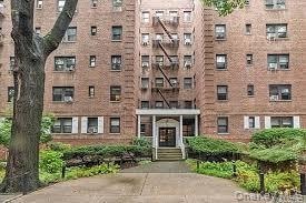 83-75 118th St Unit 4H, Kew Gardens, NY 11415