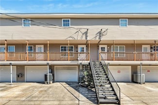 2916 Jean Lafitte Pkwy Unit H, Chalmette, LA 70043