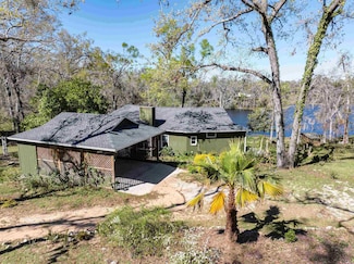 519 NW Kingsley Ln, Jennings, FL 32053