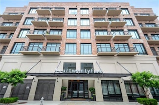 425 Notre Dame St Unit 201, New Orleans, LA 70130