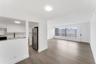 1400 NE 169th St Unit 303, Miami, FL 33162