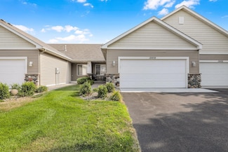 10450 64th Way NE, Albertville, MN 55301