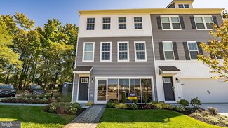 1112 Meadowlark Dr, Fogelsville, PA 18051