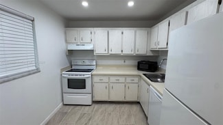 7732 Camino Real Unit F202, Miami, FL 33143