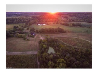 62010 Cabin Hill Rd, New Concord, OH 43762