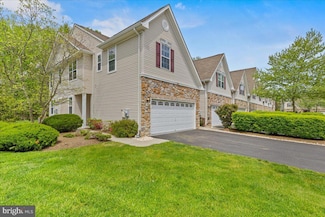 75 Haddon Ct Unit 149C, Pennington, NJ 08534