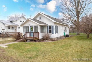 183 3rd St NE, Cedar Springs, MI 49319