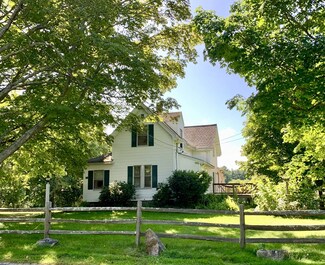 16 Everett St, Sherborn, MA 01770