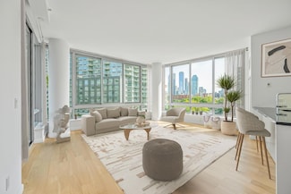 46-30 Center Blvd Unit 401, Long Island City, NY 11109
