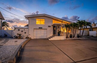 16137 4th St E, Redington Beach, FL 33708