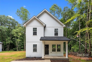 1723 Rhyneland Cir, Gastonia, NC 28054