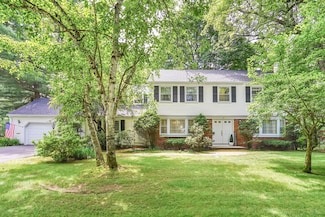 59 Lawrence Dr, Longmeadow, MA 01106