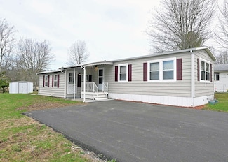 44 Clems Way, Acushnet, MA 02743