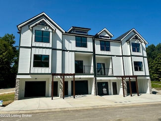 7102 Park Vue Dr, Crestwood, KY 40014