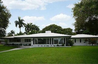 401 Holly Ln, Plantation, FL 33317