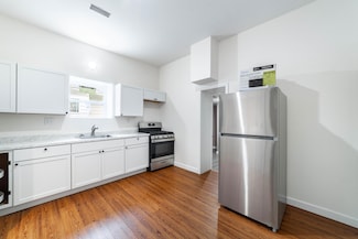 210 Oaklawn Ave, Fayette, MO 65248