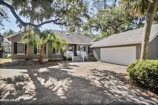 559 Remora Dr, Saint Helena Island, SC 29920