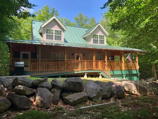 1075 Beach Cove Rd, Frye Island, ME 04071