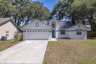 748 Sagewood Dr, Lakeland, FL 33813