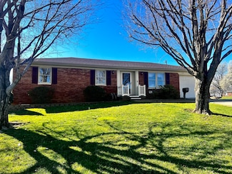 574 Storey Ave, Harrodsburg, KY 40330