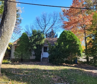 149 Walnut St, North Plainfield, NJ 07060