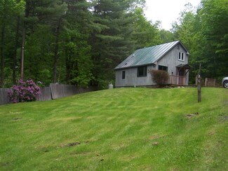 796 Hathaway Rd, White River Junction, VT 05001