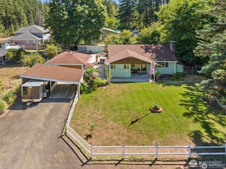 341 E Island Lake Dr, Shelton, WA 98584