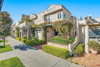 7622 Herschel Ave, La Jolla, CA 92037