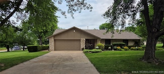 20941 E 102nd St S, Broken Arrow, OK 74014