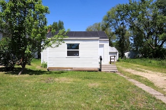820 Brooke Rd, Rockford, IL 61109