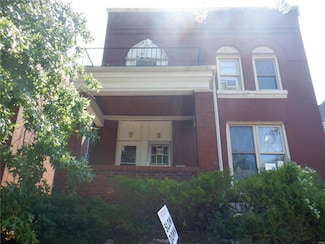 4424 S Grand Blvd, Saint Louis, MO 63111