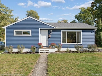 405 Viet St, Davison, MI 48423