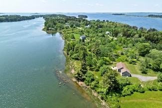 189 Basin Point Rd, Harpswell, ME 04079