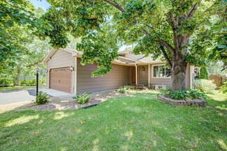 2158 137th Ln NW, Andover, MN 55304