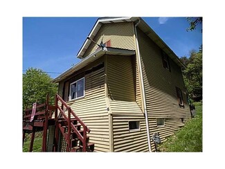 155 Francis Mine State Rd, Burgettstown, PA 15021