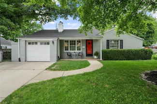 1525 S Elm Ave, Saint Louis, MO 63119