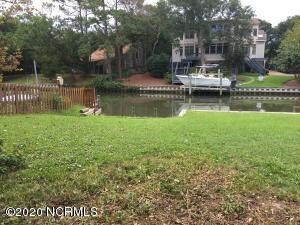 123 Loblolly Dr, Pine Knoll Shores, NC 28512