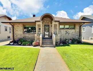 2418 Avenue B, Scottsbluff, NE 69361