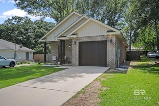 22893 Mobile St, Robertsdale, AL 36567