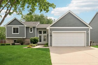 542 Hyde Ave N, Saint Paul, MN 55115
