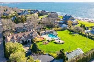 380 Ocean Rd, Narragansett, RI 02882