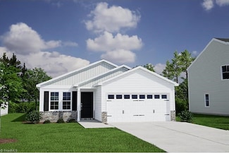 5007 Fallmeade Rd, Kernersville, NC 27284