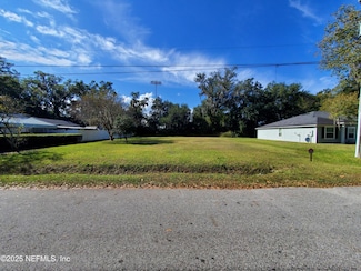 5560 Bishop Cir, Jacksonville, FL 32207