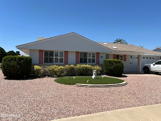 9906 W Kingswood Cir, Sun City, AZ 85351