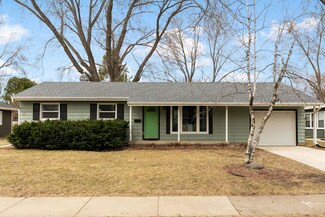 5762 Meadowood Dr, Madison, WI 53711