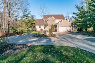 35905 Chardon Rd, Willoughby Hills, OH 44094